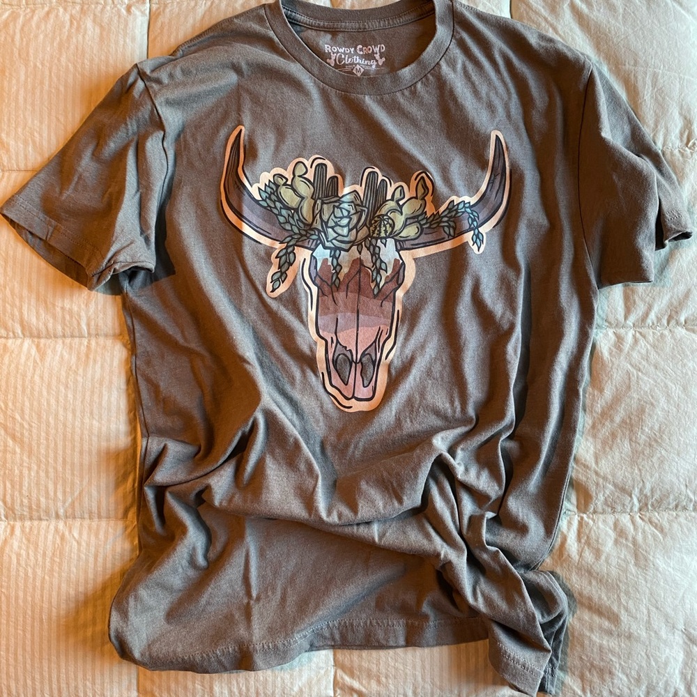 Brand new graphic tee